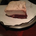 コントワール ミサゴ - 月の輪熊の脂　熊はこうやって脂を蓄え冬眠するのですね　2014-2