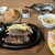 ブロンコ ビリー - 料理写真:ジュージュー焼けるハンバーグ(*´﹃`*)