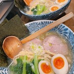 Menya Nagomi - 特塩そば、特塩白湯麺