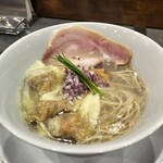 宍道湖しじみ中華蕎麦 琥珀 池袋店 - 