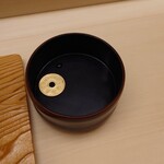 鮨おばな - 中に5円玉