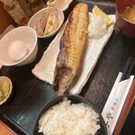 Gyouzaya - サバ塩焼き 定食