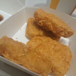 マクドナルド - ナゲット5個  1個食べた後。笑