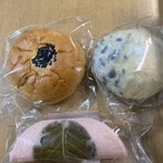 Ishigama Pan Koubou Sammeri- - 地元あんぱん、塩豆大福風あんぱん、桜のもちもち蒸しパン