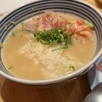 日本橋海鮮丼 つじ半 - 