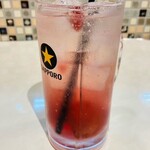 やきとん 大喜利 - おっきな梅干しが入った男梅サワー！