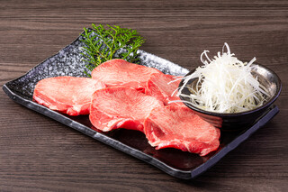 Seiniku Oroshi Tonya Choku Ei Yakiniku Ten Gyuujirou - 