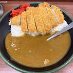 新田毎 - とんかつカレー (780円)