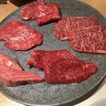 和牛焼肉じろうや 介 wagyu&sake - 本日の厳選但馬玄盛り合わせ(7,700円)