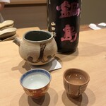 米増 - ★鍋島・純米吟醸・山田錦(佐賀)昨年、佐賀を旅行して地でいただくのを楽しみにしていたのに飲み損ねてしまって想いが募っていたお酒。引き寄せたかな♥️フルーティでエレガント。甘すぎないのでお魚との相性抜群！