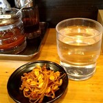 椿ラーメンショップ 大玉店 - 四季で変わる無料キムチ 今は、もやしナムル？