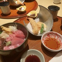 旬魚 左阿彌 錦店 - 