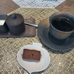 カジュアルフレンチ　アミー - コースのコーヒー&プティフール