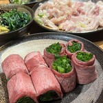 ホルモン焼肉 富や - 