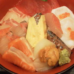 魚活撰豚 とんかつ 二代目 星将 - 海鮮丼　ごはん大盛り