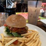 J.S.BURGERS CAFE 神戸ハーバーランドumie店 - 