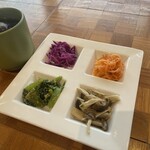 農場カフェレストラン サララ - 前菜4種盛