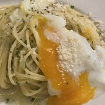 Osteria appunto - 日替わりパスタは温卵とグラナパダーノチーズスパゲッティ