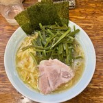 家系ラーメン まこと家 - 