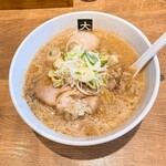 大島 - 味噌ラーメン味玉トッピング