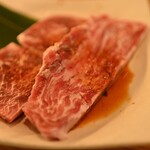 幸せの焼肉食べ放題 かみむら牧場 - 