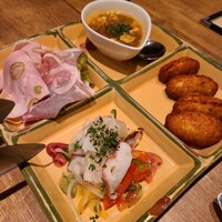 マヌエル タスカ ド ターリョ 丸の内店 - 