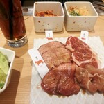 熟成和牛焼肉エイジング・ビーフ - 