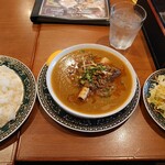 HABIBI HALAL RESTAURANT - マトンニハリ