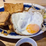 肉めし岡もと - チャーシューエッグ定食