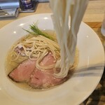 宍道湖しじみ中華蕎麦 琥珀 - 