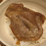 社 - 豚ロースしょうが焼き