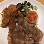 社 - 茶色の食べ物サイコー