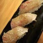 麺哲支店 麺野郎 - 鮨-真鯛の皮引き(2014/2)