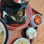 MIHARA KITCHEN - ■おにぎり定食[すじこ、高菜]
                        ・豚汁に変更