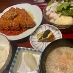 洋食 手嶋 - 山形三元豚カツレツ