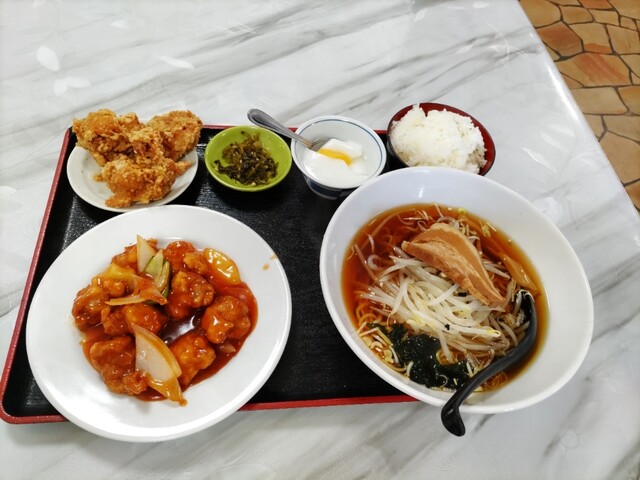 台湾料理　エイオウ>