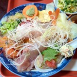 魚春 - 海鮮丼(*´ω｀*)