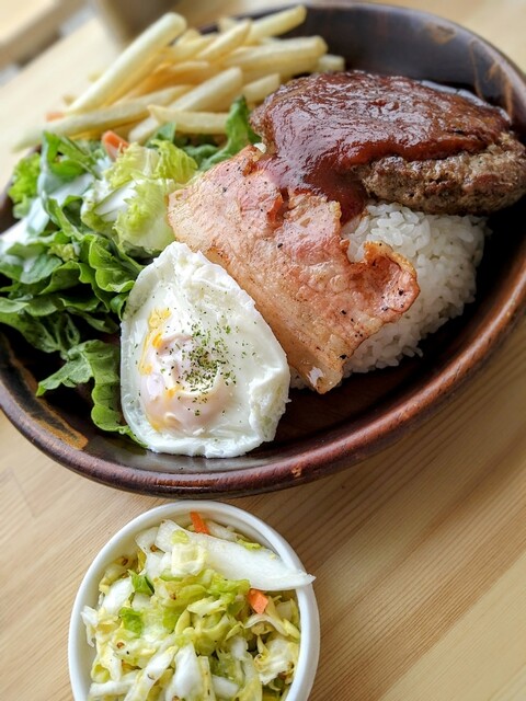 移転】エジソン 046 - 三崎口/カフェ | 食べログ