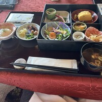 メインダイニングルーム -  メインダイニングルーム -