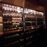 ミルカレス - そういやぁ、後ろにもセラーが有りますた。