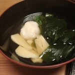 いも膳 - 柔らかい穂先の筍に海老団子と新ワカメ〜丁度良い塩梅の出汁を引き立てる山椒が良いアクセントでちゅわ〜❤ლ(´ڡ`ლ)