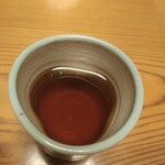 いも膳 - 香ばしい芋茶〜(^_-)デザートと一緒のここの定番茶。落ち着きますねぇ〜