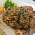 キッチン ブルー グローブ - 山盛りのXO醤仕立て茸デュクセル