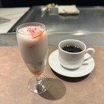 恵比寿 鉄板焼き Sublime - イチゴのミニパフェとコーヒー