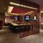 PRETTY PORK FACTORY & KATSUプリポー - とんかつ専用カウンター