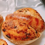 スーリープー - BIGハーブフランクフルトのフォカッチャ