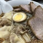 中華麺店 喜楽 - チャーシューワンタン麺(アップ)
