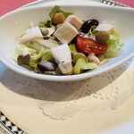 レストラン八間蔵 - 岡山県産森林鶏とミックスビーンズのサラダ