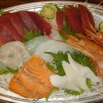 海鮮料理 よつや - 