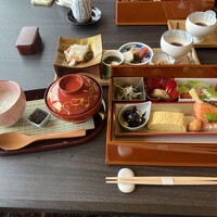 生簀割烹　海幸 - 